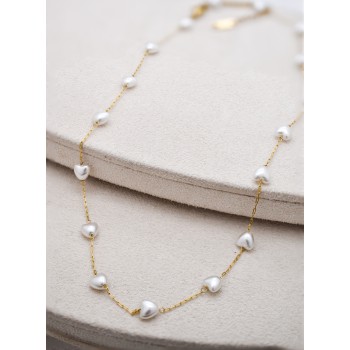 Pearly Heart Gold Necklace